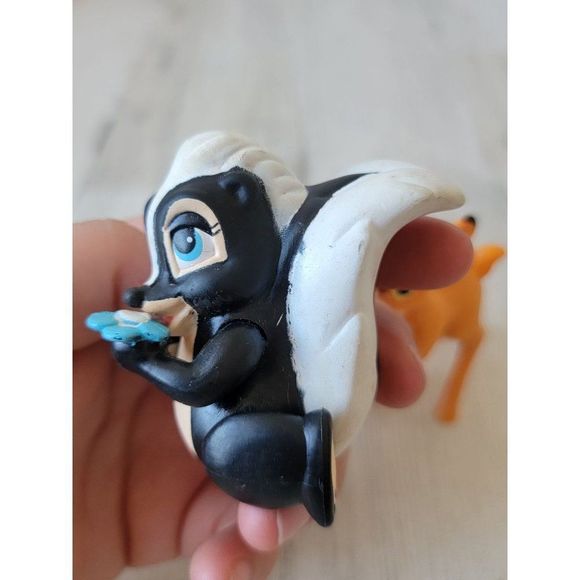 Disney rabbit Thumper skunk flower toy playset Bambi toy figure - Picture 9 of 13